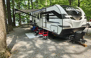 Explore National Parks in Comfort & Style!