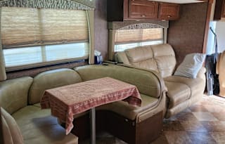 2014 Coachmen RV Mirada 35BH
