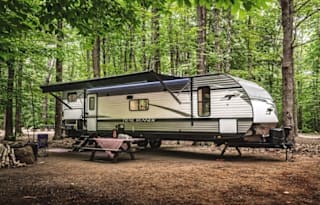 Fantastic Floorplan with 2 Bathrooms!