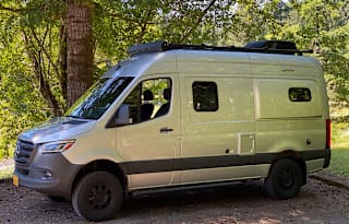 2020 Winnebago Revel 4X4 Sprinter