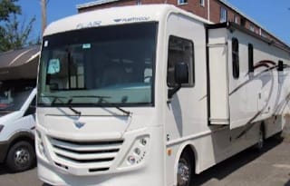 2020 Fleetwood RV Flair 32S