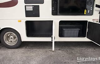 “Nikkiwoo Travels RV Rental”
