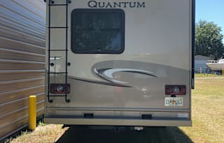 SweetPea: 2017 THOR QUANTUM 24 FT Long– GR22