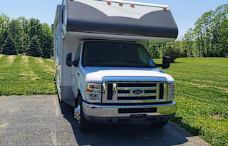 2011 Winnebago Access 31C