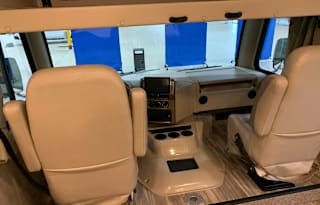 2022 Thor Motor Coach ACE 30.3