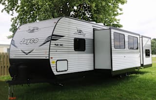 2025 BRAND NEW! Jayco Jay Flight SLX 321BDS