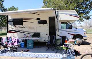'Frieda' 2019 Coachmen RV Freelander 21QB Ford 350