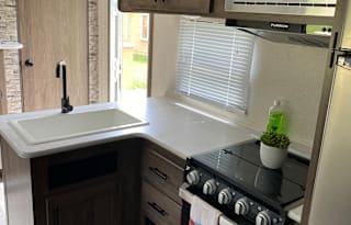 2020 RV ''Avengers'' Pet Friendly & We Delivery