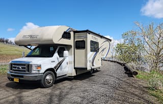 2019 Thor Motor Coach Chateau 24F