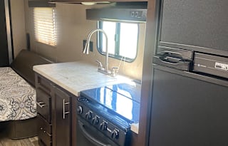 2017 Forest River RV Cherokee Grey Wolf 26RR Toy Hauler