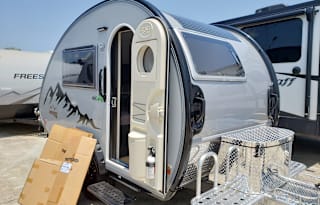 2021 nuCamp RV T@B 320 S