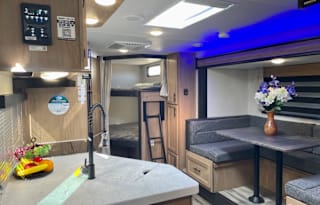 JJ’s Family Getaway Camper Rental