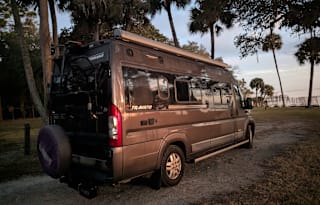 VankyWay. Winnebago Travato 59KL