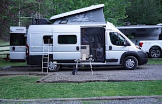 2022 Winnebago Solis 59PX