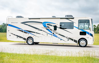 Luxury 2022 Thor Motor Coach Windsport 34J