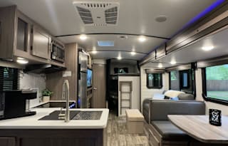 2021 CrossRoads RV Sunset Trail SS272BH