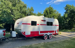 Suzie the Camper - 2020 Riverside RV Retro 193