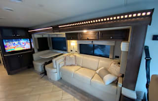 2018 Newmar Bay Star 3532