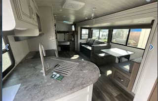 2022 Keystone RV Cougar Half-Ton Series 29BHSWE