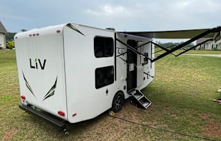 Chris and Keri’s Cozy Camper Getaway
