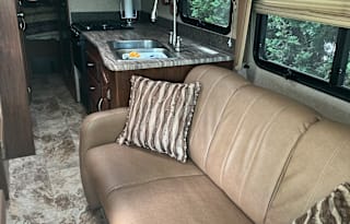2016 Coachmen RV Pursuit 30 FW
