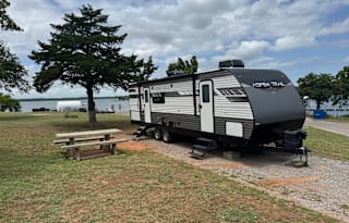 32' Family friendly  Rental Up to 10 people!