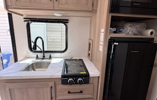 2025 Keystone RV Coleman light 17bx