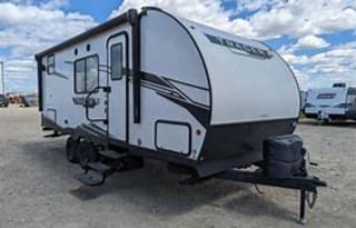 Huge and Light! - 2024 Tracer 240BHSLE