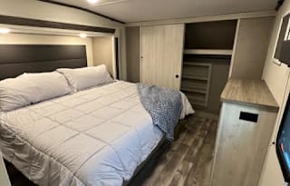 2023 Forest River RV Cardinal RED 36MB