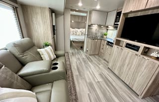 2024 Winnebago Minnie 2301BHS
