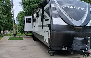 Semi Luxury Accommodations ***Spring Special***