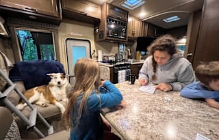 2018 Thor Motor Coach Freedom Elite 23H