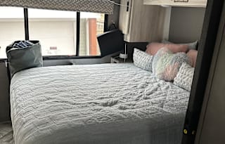 New top of the line camper!  Smooth drive!