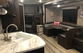 2019 Jayco Jay flight SLX 8 287BHS / Bunkhouse