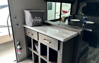 Escape in Style! Grand Design Friendly Adventure