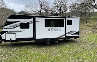 2022 Grand Design 2400BH - Sleeps 8, Pet Friendly
