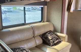 Dusty Roads pet friendly Greyhawk