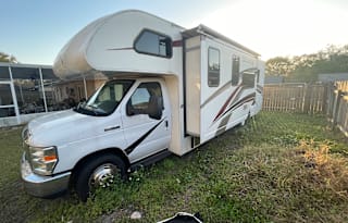 2019 Thor Motor Coach Quantum SE SE28