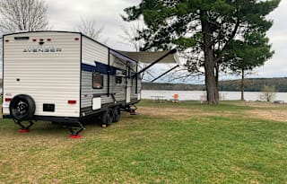 26’ Easy Tow Travel Trailer –Cozy Bunks, Queen Bed