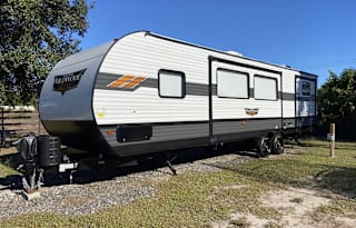 2021 Forest River Wildwood w/ bunk house