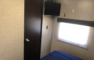 2018 Forest River RV Cherokee Grey Wolf 22RR