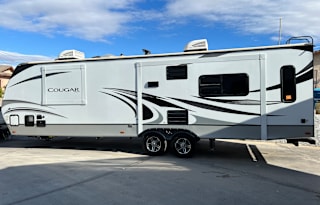 2020 Keystone RV Cougar Half-Ton 29RLKWE