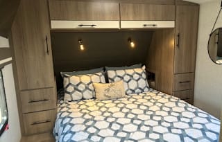 2024 Grand Design Imagine: Family-Friendly Luxury