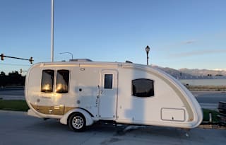 Modern Evergreen Element! All-inclusive!