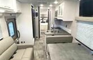 Hit the Road in Style: Coachmen Class A Pursuit!