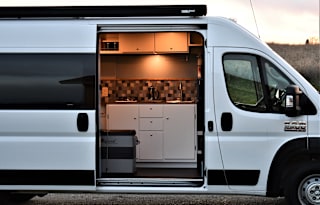 The River Run High Roof 3500