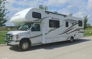 2017  Forest River Sunseeker 3170