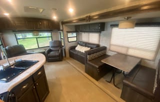 2016 Highland Ridge RV Open Range Light LT274RLS
