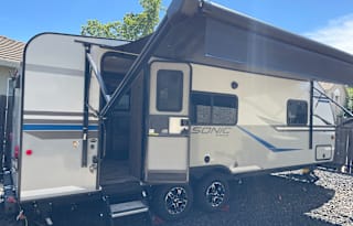 2022 Venture RV Sonic SN231VRK
