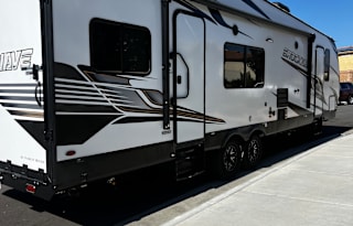 2023 Forest River RV Shockwave 29KSGDX